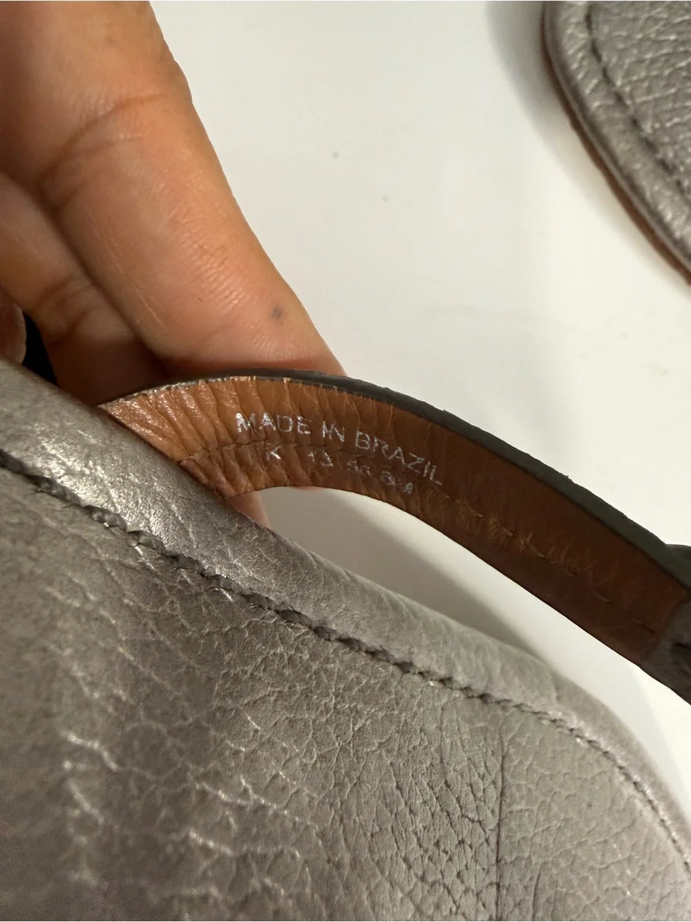Tory Burch miller Metallic size 8 Pewter Logo Thong Sandals - Picture 5 of 7